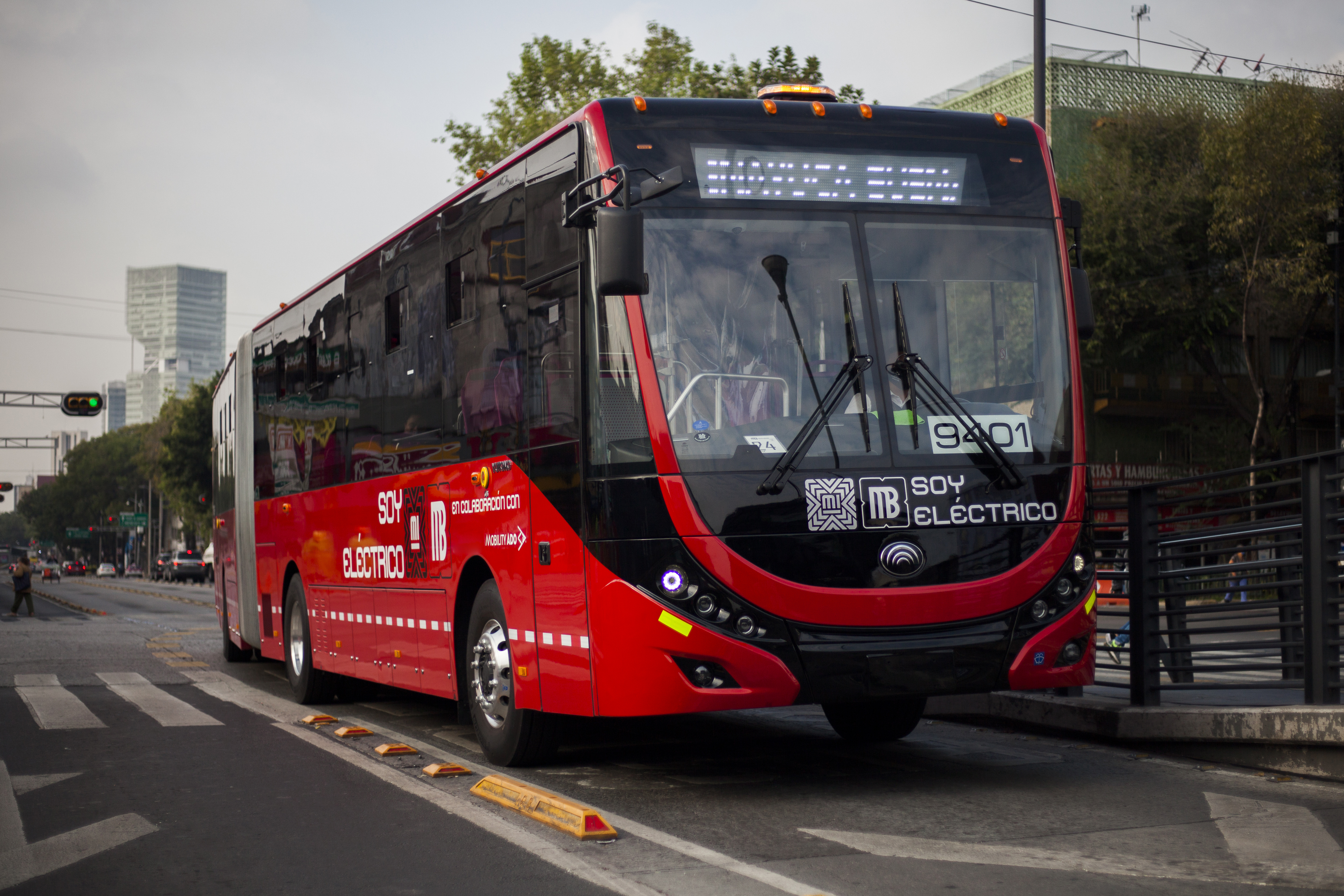 Lee más sobre el artículo 54 nuevos autobuses eléctricos para Metrobús